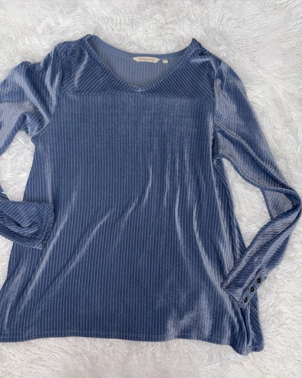 Soft Surroundings M “Lucy Luxe” Velour Ribbed Slate Blue Top. Pretty, Exc. Cond.